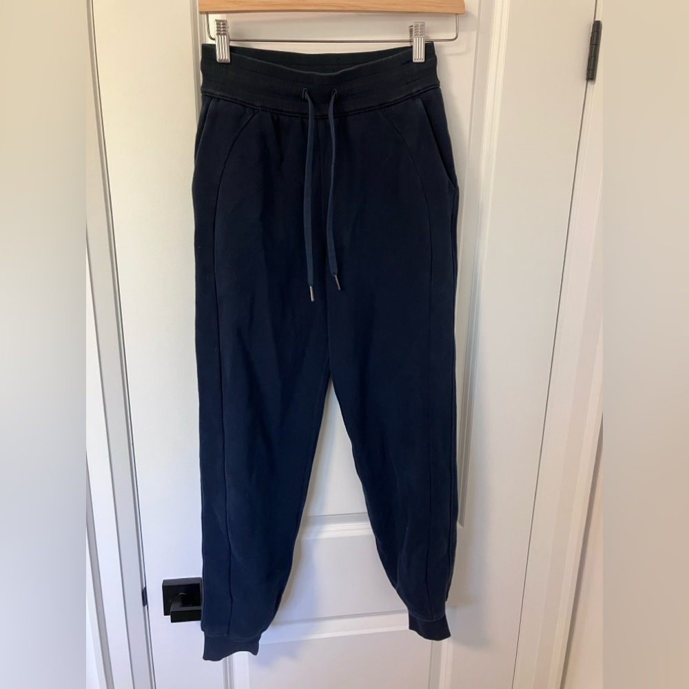 Women’s Lululemon Navy Jogger Pants